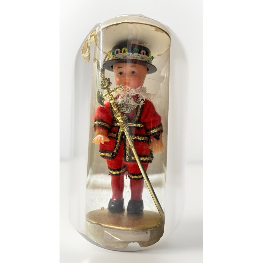 New- Beefeater Angus Doll Ornament British‎ Souvenir
